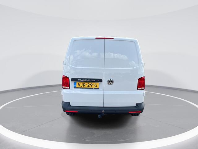 Volkswagen TRANSPORTER 2.0TDi 90pk Economy Business L1 · Apple/Android Car Play · Airco · Trekhaak · Cruise control · Parkeersensoren ·