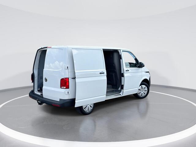 Volkswagen TRANSPORTER 2.0TDi 90pk Economy Business L1 · Apple/Android Car Play · Airco · Trekhaak · Cruise control · Parkeersensoren ·