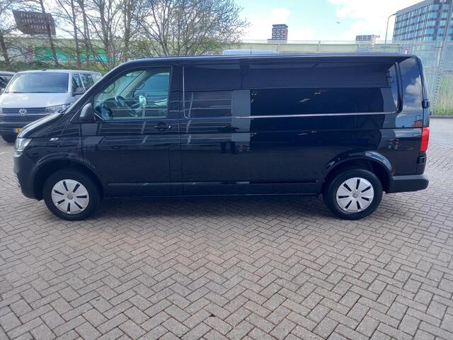 Volkswagen TRANSPORTER 2.0 TDI L2H1 28 Comfortline 110 pk / PDC / Cruise / Trekhaak