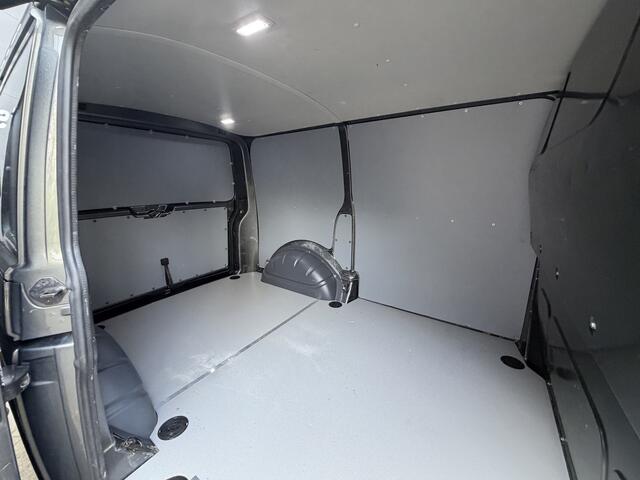 Volkswagen TRANSPORTER 2.0 TDI L1H1 Automaat 200PK DSG Adap. Cruise Airco Stoelverwarming Euro 6