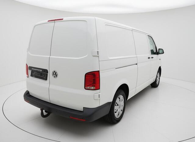 Volkswagen TRANSPORTER 2.0 TDI L2H1 30 CRUISE - STOELVERWARMING - TREKHAAK - PARKEERSENSOREN