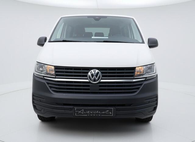 Volkswagen TRANSPORTER 2.0 TDI L2H1 30 CRUISE - STOELVERWARMING - TREKHAAK - PARKEERSENSOREN