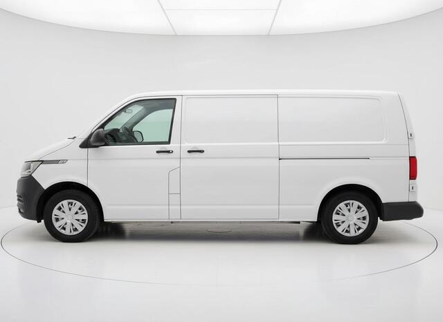 Volkswagen TRANSPORTER 2.0 TDI L2H1 30 CRUISE - STOELVERWARMING - TREKHAAK - PARKEERSENSOREN