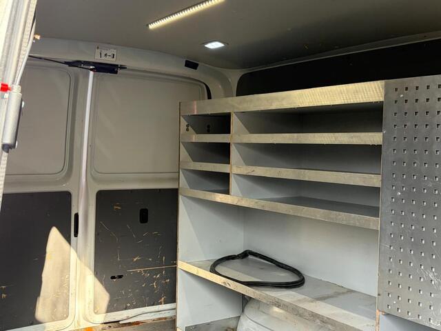 Volkswagen TRANSPORTER 2.0 TDI L2H1 30 CRUISE - STOELVERWARMING - TREKHAAK - PARKEERSENSOREN