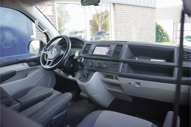 Volkswagen TRANSPORTER 2.0 TSI L1H1 Highline, DUBBEL CABINE 5P, TREKHAAK, NAVI