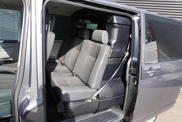 Volkswagen TRANSPORTER 199pk Automaat 4x4 Bulli Dubbele cabine Trekhaak Camera Apple Carplay Navigatie digitaal dashboard ACC Cruise control Stoelverwarming