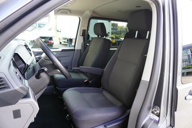 Volkswagen TRANSPORTER 199pk Automaat 4x4 Bulli Dubbele cabine Trekhaak Camera Apple Carplay Navigatie digitaal dashboard ACC Cruise control Stoelverwarming