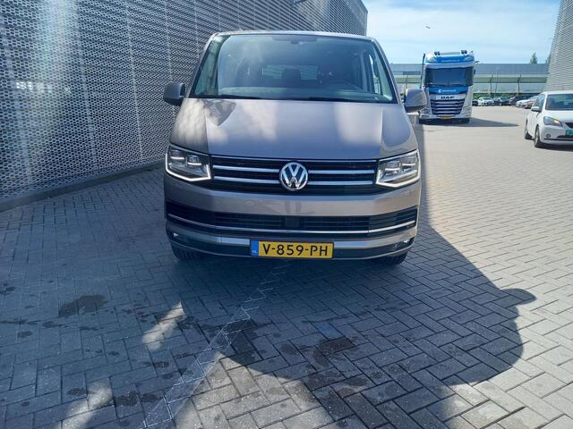 Volkswagen TRANSPORTER 2.0 TDI L2H1 DC Highline 150pk automaat / trekhaak / dubbele cabine