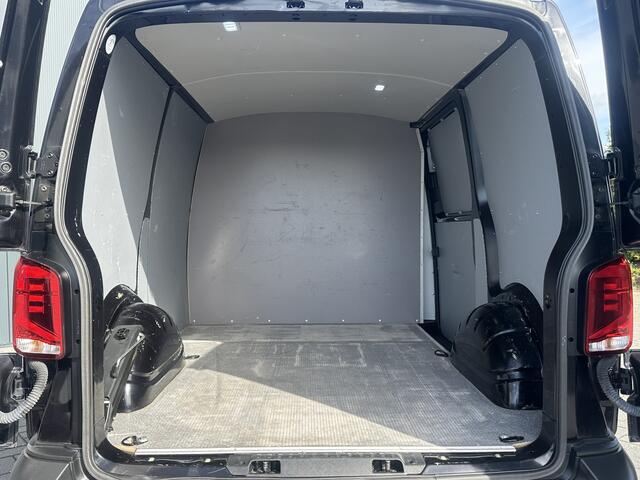 Volkswagen TRANSPORTER 2.0 TDI 150 PK DSG AUTOMAAT / L1H1 / 1e EIG. / CRUISE / AIRCO / APPLE CARPLAY / ANDROID AUTO / NAVI / PDC