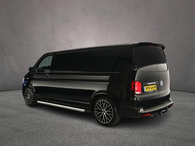 Volkswagen TRANSPORTER 2.0 TDI L2H1 28 Automaat | 20 Inch velgen | Lederen Bekleding |