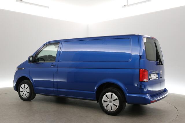 Volkswagen TRANSPORTER 2.0 TDI T6.1 L1H1 | Airco | Cruise | 3 Zits | Camera | Carplay | LED