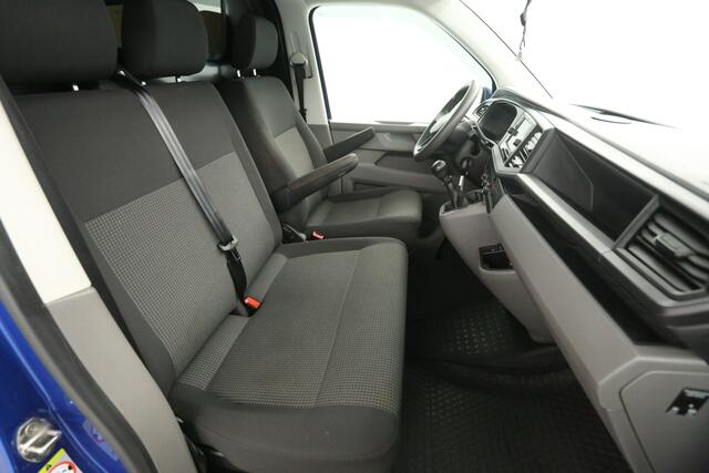 Volkswagen TRANSPORTER 2.0 TDI T6.1 L1H1 | Airco | Cruise | 3 Zits | Camera | Carplay | LED