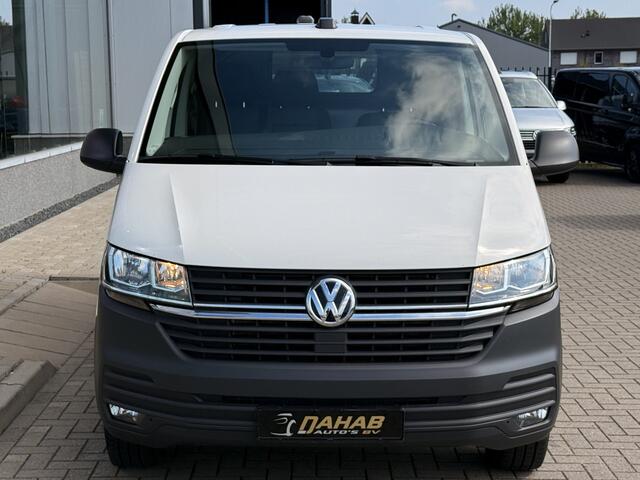 Volkswagen TRANSPORTER 2.0 TDI L2H1 28 Comfortline T6 | 150PK | 6Bak | Navi | Apple Carplay