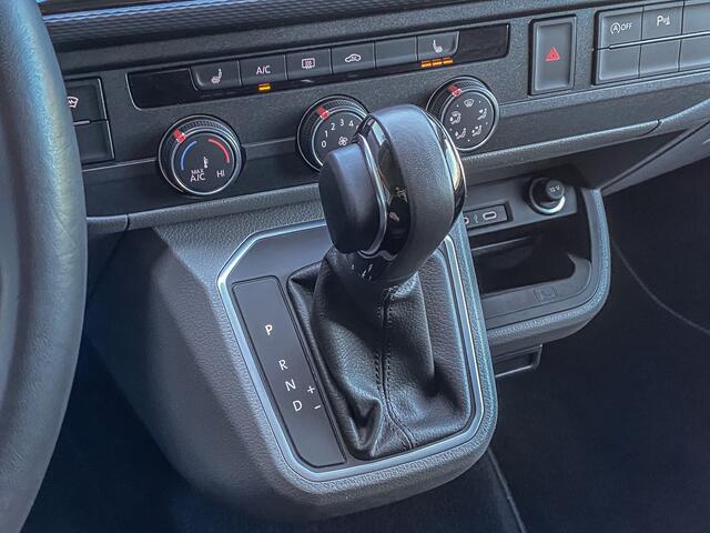 Volkswagen TRANSPORTER 2.0 TDI 150PK DSG Bulli Dubbele Cabine L2H1 | 2X SCHUIFDEUR | DIGITALE COCKPIT | STOELVERWARMING | ADAPTIVE CRUISE |