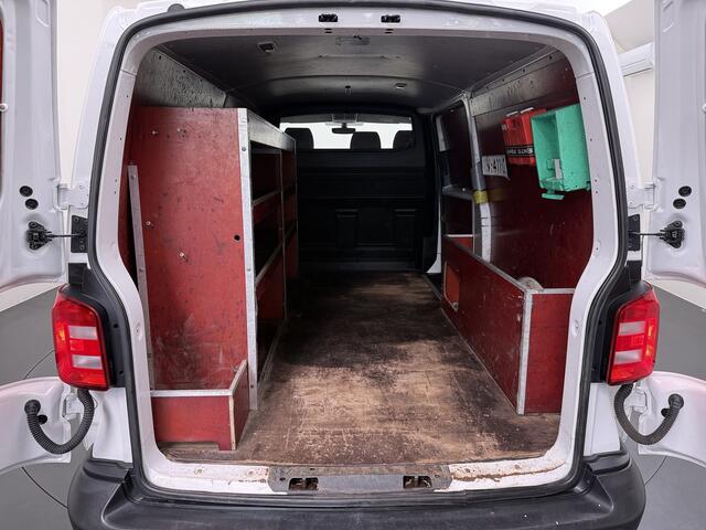 Volkswagen TRANSPORTER 2.0TDI L2H1 150pk Ecc Trekhaak Cruise-Control Verwarmde-Voorruit EURO6 Kasten-bouw Betonplex Comfortline Elektr. Ramen Centr.Vergrendeling Automatische Verlichting 2.500 kg trekvermogen