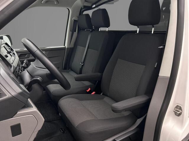 Volkswagen TRANSPORTER T6.1 2.0 TDI 150pk DSG L2 | LED-koplampen| ACC | 2x Schuifdeur | Achterdeuren | Standkachel | Camera | Laadruimte betimmerd | Trekhaak