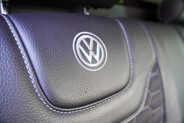 Volkswagen TRANSPORTER 2.0 TDI 199PK L2H1 DUB/CAB Leder LED Highline