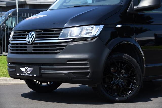 Volkswagen TRANSPORTER 2.0 TDI L1H1 30 Black Edition Cruise, Carplay, 150PK, Automaat, Standkachel, Stoelverwarming, Sensoren, Trekhaak
