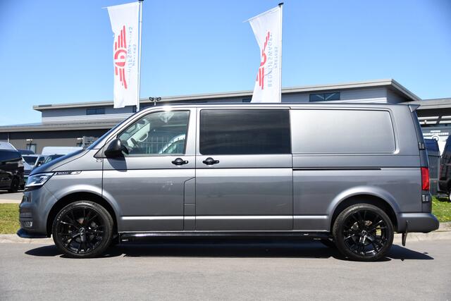 Volkswagen TRANSPORTER 2.0 TDI L2H1 30 DC 4Motion Bulli Virtual, Adaptieve Cruise, Camera, Carplay, LED, 2 x Schuifdeur, 150pk, 4x4, Automaat, Multimedia, Trekhaak, Uniek!