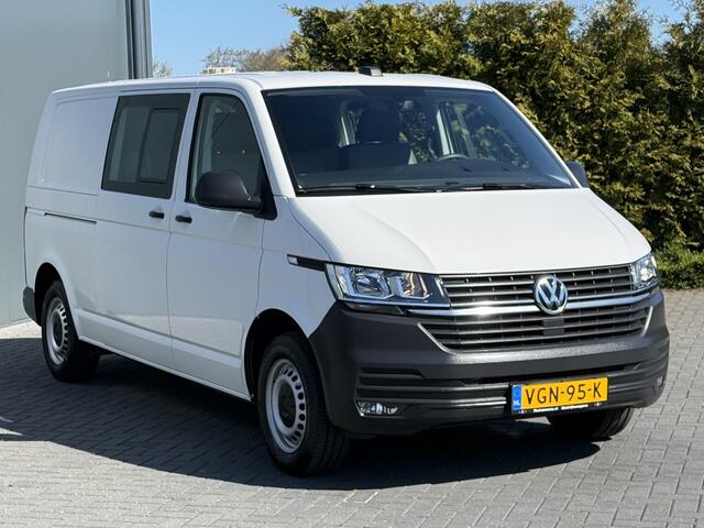 Volkswagen TRANSPORTER 2.0 TDI / L2H1 / 6-PERS DUBBELE CABINE / ZEER NETJES / ACHTERKLEP / INRICHTING / CRUISE