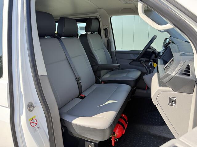 Volkswagen TRANSPORTER 2.0 TDI / L2H1 / 6-PERS DUBBELE CABINE / ZEER NETJES / ACHTERKLEP / INRICHTING / CRUISE