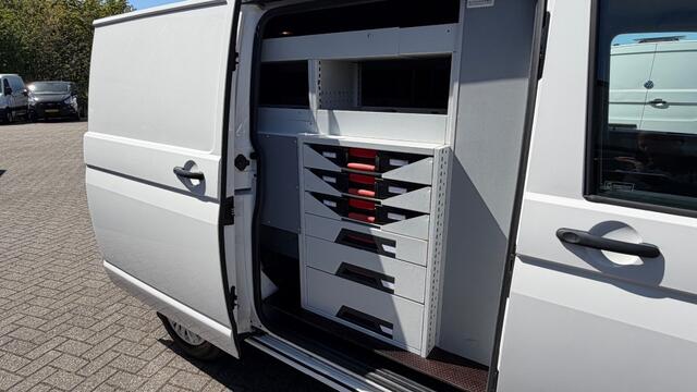 Volkswagen TRANSPORTER 2.0 TDI 75KW 102PK EURO 6 AIRCO/ DUBBELE SCHUIFDEUR/ BEDRIJFSWAGENINRICHTING/ 100% DEALERONDERHOUDEN