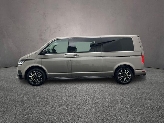 Volkswagen TRANSPORTER T6.1 2.0 TDI 204pk DSG L2 Bulli Dubbele cabine | 2x Schuifdeur | Leder | Blackstyle | Trekhaak | Stoelverwarming | BPM-vrij | Standkachel