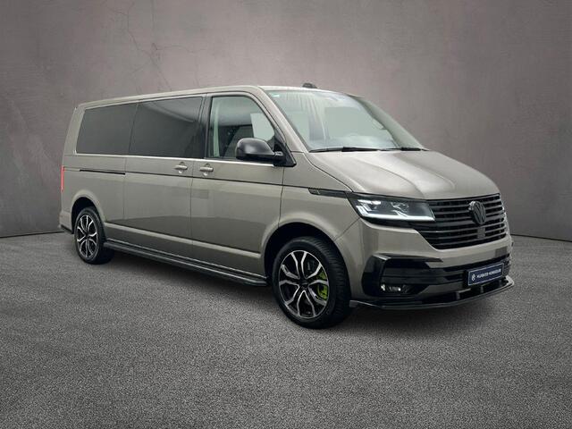 Volkswagen TRANSPORTER T6.1 2.0 TDI 204pk DSG L2 Bulli Dubbele cabine | 2x Schuifdeur | Leder | Blackstyle | Trekhaak | Stoelverwarming | BPM-vrij | Standkachel