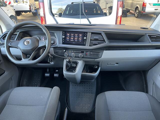 Volkswagen TRANSPORTER 2.0 TDI L2H1 30 DC Airco Cruise controle Telefoonverbinding Trekhaak 2200kg trekgewicht Apple carplay Navigatiesysteem schuifdeur Euro 6 DC 1e eigenaar Dealer onderhouden