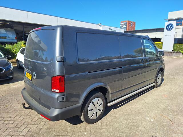 Volkswagen TRANSPORTER 6.1 - 2.0 TDI L2H1 28 Eco Business Navi by App / Trekhaak / PDC