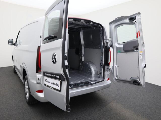 Volkswagen TRANSPORTER 2.0 TDI 170pk DSG Bulli L1 · Camera · Apple/Android Car Play · Tussenschot · Voorruit Verwarming · 17'' Inch · Garantie t/m 26-12-2028 of 100.000km