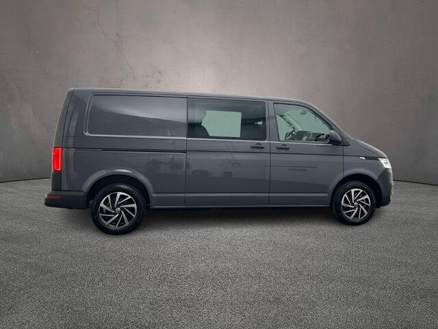 Volkswagen TRANSPORTER T6.1 2.0 TDI 204pk DSG L2 Dubbele cabine | LED koplampen & achterlichten | 2x schuifdeur | Camera | Navigatie | Verwarmde voorruit | Stoelverwarming | Cruise Control | 17" | BPM-vrij