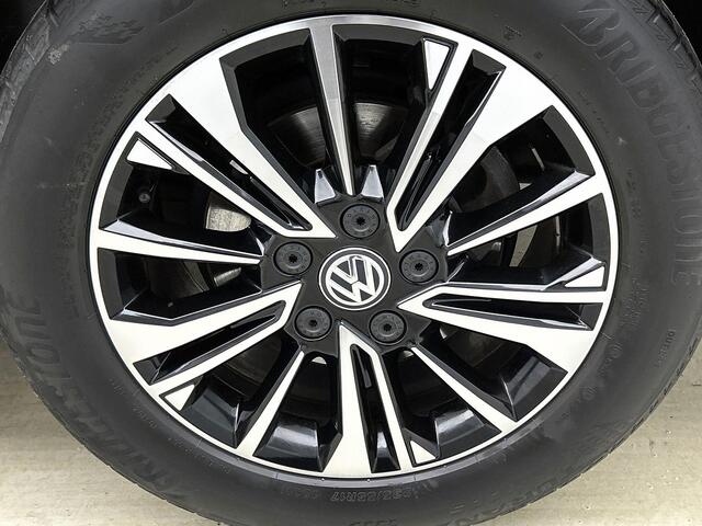 Volkswagen TRANSPORTER 2.0TDI L2H1 150PK Highline Dubbele Cabine Automaat Automaat Adaptive Cruise Control Airco Parkeersensoren Lichtmetalen velgen
