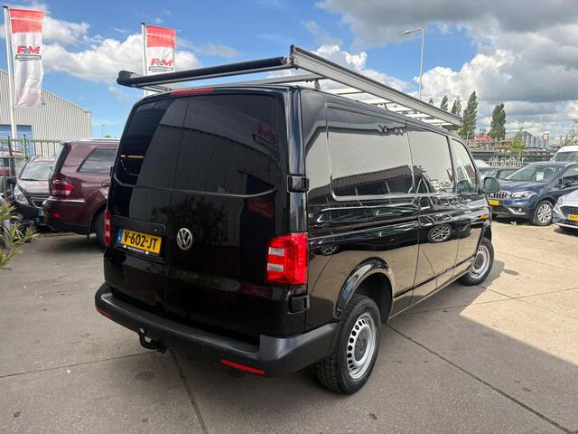 Volkswagen TRANSPORTER 2.0 TDI L2H1 Trendline Airco, pdc achter, imperiaal, trekhaak