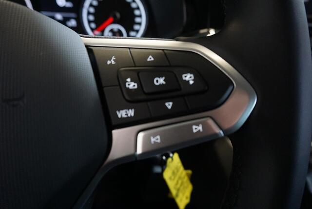 Volkswagen TRANSPORTER 2.0 TDI L2H1 28 Dubbele Cabine Highline Automaat Cruise Control Airco Navigatie Parkeersensoren Camera