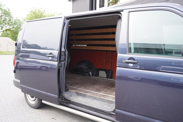 Volkswagen TRANSPORTER 2.0 TDI L2 EURO 6 - Airco - Cruise - PDC - ¤ 13.900,- Excl.