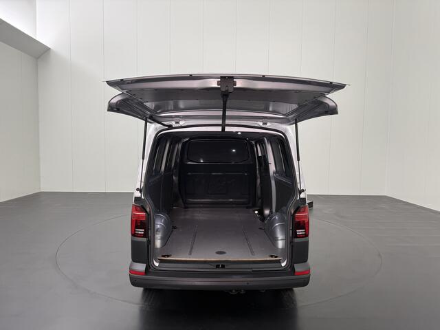 Volkswagen TRANSPORTER 2.0TDi 150PK DSG Automaat Lang Business | Multimedia | Airco | Cruise | Betimmering
