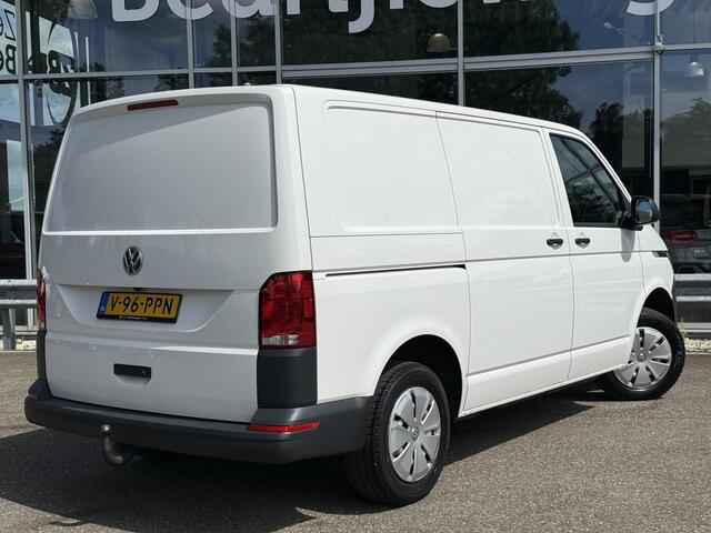Volkswagen TRANSPORTER 2.0 TDI L1H1 30 Comfortline | 2X Schuifd. | ACC | Carplay | Camera | Trekhaak | Navi