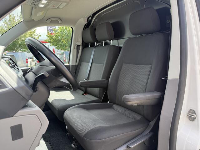 Volkswagen TRANSPORTER 2.0 TDI L1H1 30 Comfortline | 2X Schuifd. | ACC | Carplay | Camera | Trekhaak | Navi