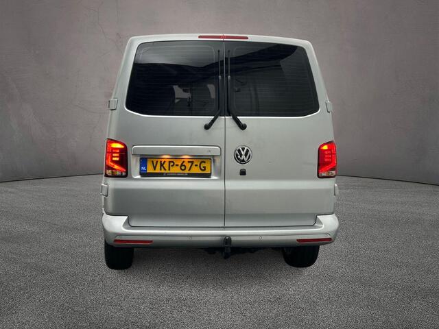 Volkswagen TRANSPORTER T6.1 2.0 TDI 150pk DSG L2 Bulli Dubbele cabine | Trekhaak | Lage km.stand |Achterdeuren | Sidebars | ACC | LED koplampen