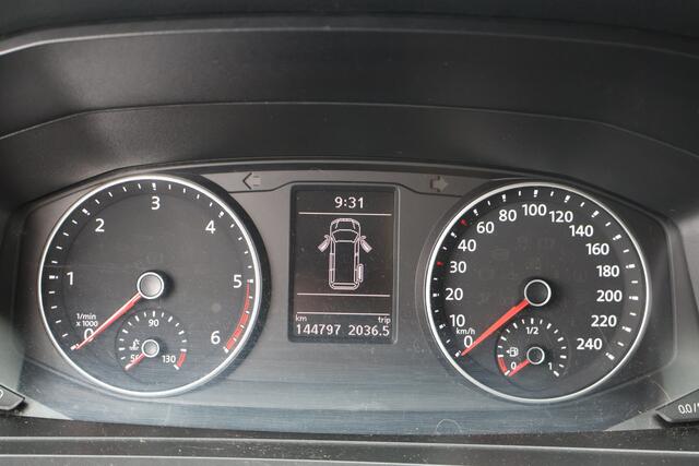 Volkswagen TRANSPORTER 2.0 TDI L2H1 204 PK! Trendline Pdc V+A, Navi, Airco, ACC