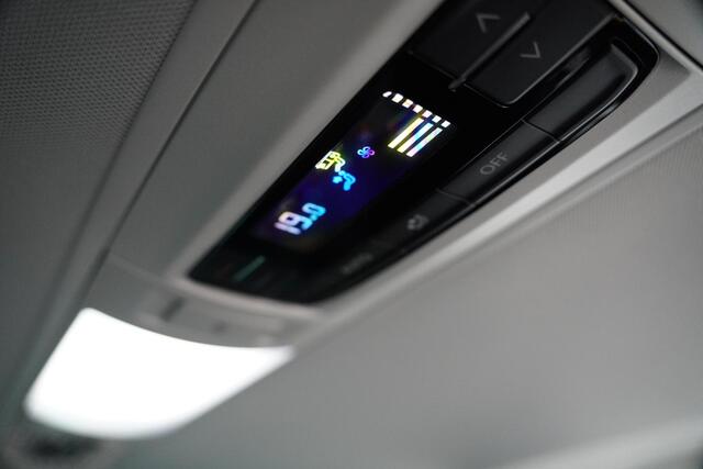 Volkswagen TRANSPORTER 4-MOTION DSG Caravelle Highline DC L2H1