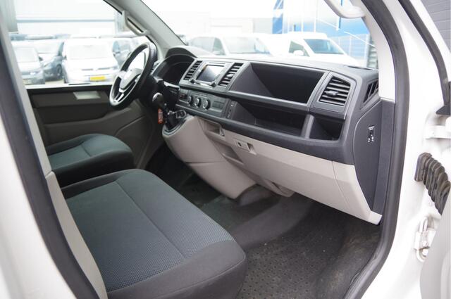 Volkswagen TRANSPORTER 2.0 TDI L2 Highline 3-ZITS, EURO6! NAVI, CRUISE, AIRCO, PARKEERSENSOREN, NAP, NL AUTO