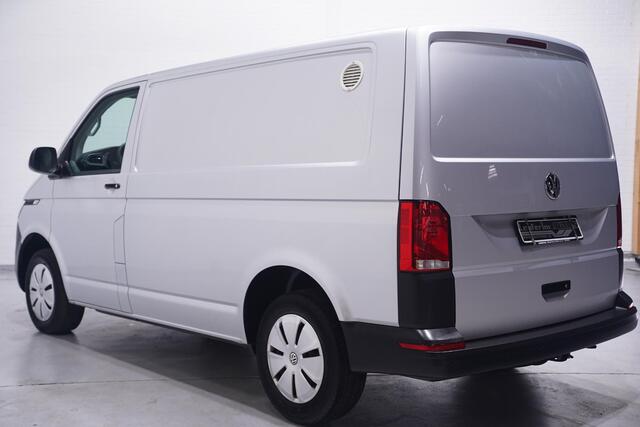 Volkswagen TRANSPORTER 2.0 TDI 150 pk L1 DSG Aut. Navi, Airco Laadruimte Pakket, PDC V+A, 3-Zits