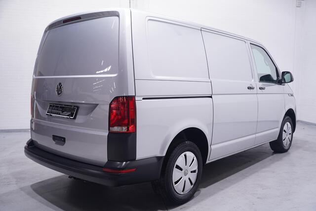 Volkswagen TRANSPORTER 2.0 TDI 150 pk L1 DSG Aut. Navi, Airco Laadruimte Pakket, PDC V+A, 3-Zits