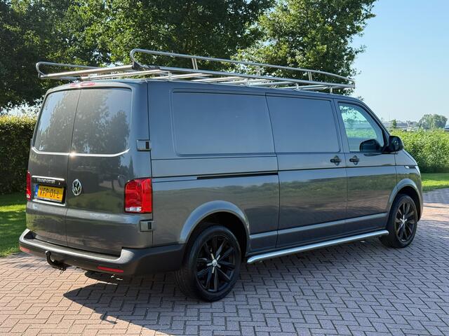 Volkswagen TRANSPORTER 2.0 TDI T6.1 L2H1 Imperiaal Trekhaak Camera Cruise Airco