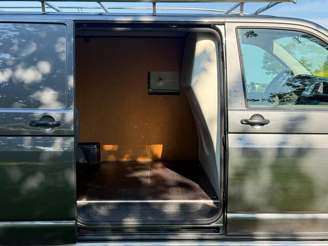 Volkswagen TRANSPORTER 2.0 TDI T6.1 L2H1 Imperiaal Trekhaak Camera Cruise Airco