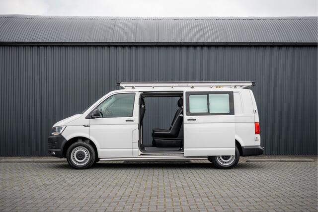 Volkswagen TRANSPORTER 2.0 TDI 4motion L2H1 | 150 PK | DC 6-Zits | 1e Eigenaar | Cruise | Zijschuifdeur R+L | Airco | Imperiaal | Trekhaak