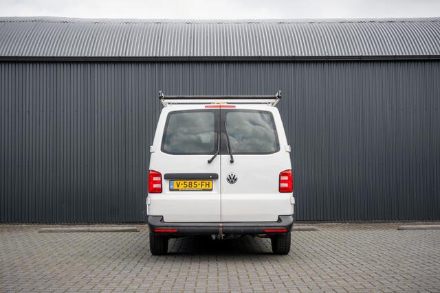 Volkswagen TRANSPORTER 2.0 TDI 4motion L2H1 | 150 PK | DC 6-Zits | 1e Eigenaar | Cruise | Zijschuifdeur R+L | Airco | Imperiaal | Trekhaak