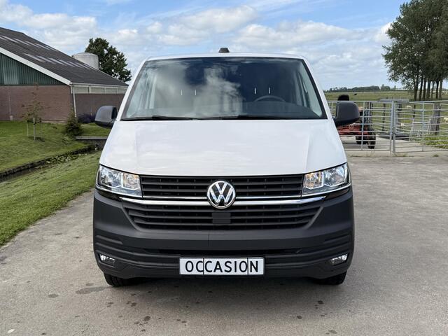 Volkswagen TRANSPORTER 2.0 TDI 150PK L1H1 | RIEM V.V | DSG | CARPLAY | 2 SCH.DEUREN | DLR.ONDERHOUDEN | EURO-6 | TOPSTAAT | NAP |